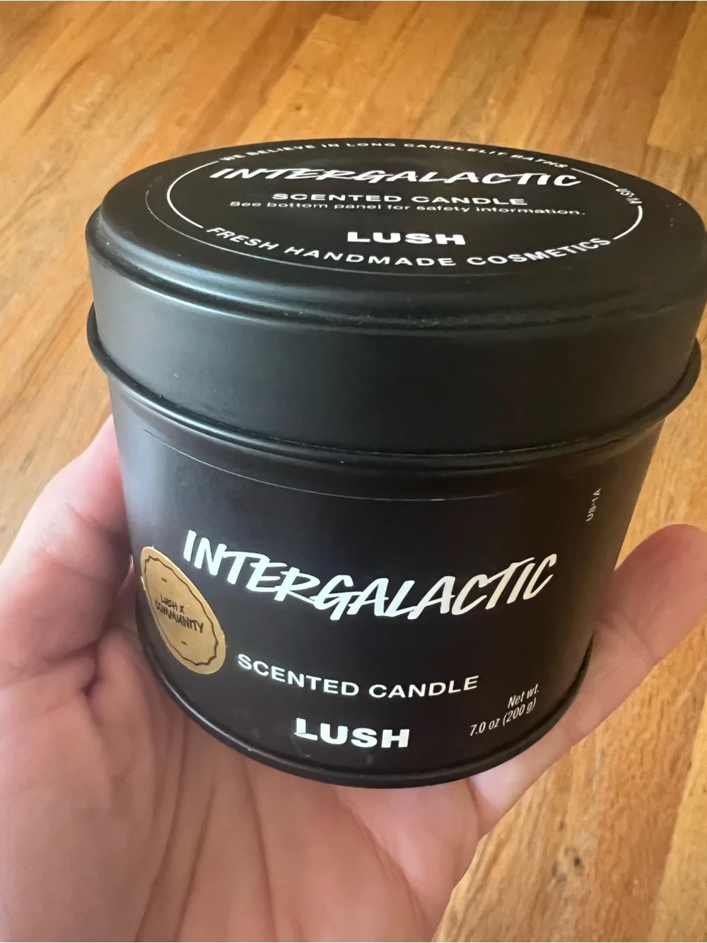 Lush Intergalactic Scented Single Wick Candle in Reusable Tin with Lid 7 Oz NEW